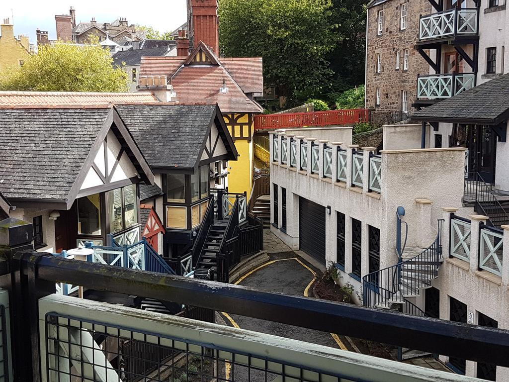 Dean Village - Lovely 2 Bed In Picturesque Dean Village With Balcony And Private Parking Appartement Édimbourg